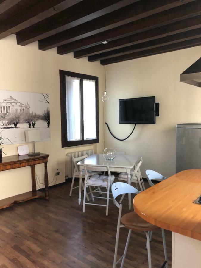 Dimora Cecilia, Nel Cuore Della Citta Vicenza Exterior photo